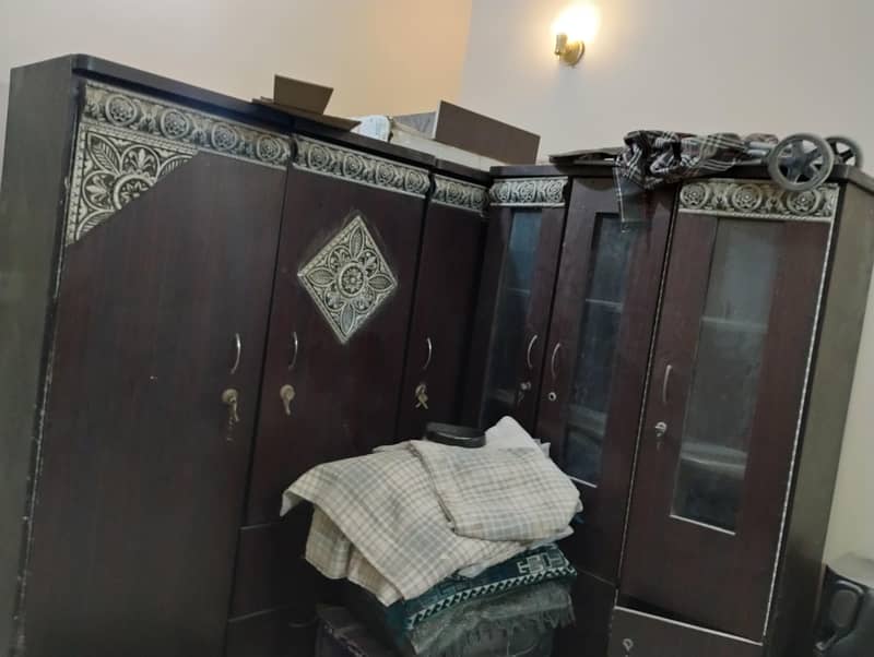 almari plus divider 2