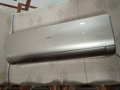 haier DC inverter air conditioning 1 ton used 3 year