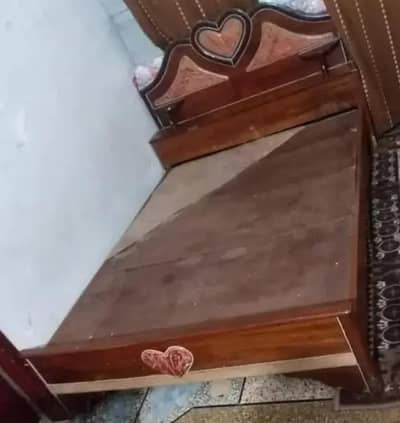 Queen bed with mattress