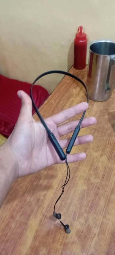 neckband for 2 days battery timing