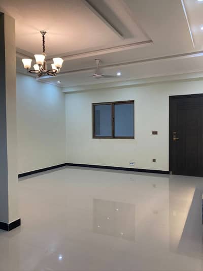 2 Bed Unfurnished Apartment for Rent in Madina Tower E-11 Islamabad Prime Location & Affordable