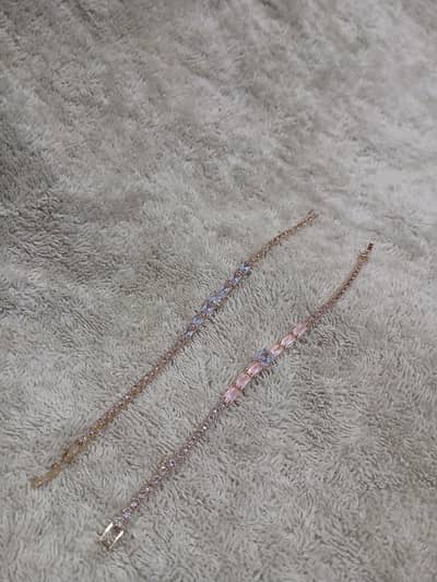 Beautiful Bracelet for Girls and Ladies