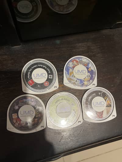 PSP games loose