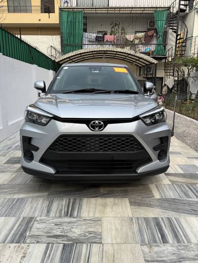 Toyota Raize G bumper to bumper geniun