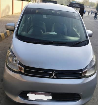 urgent sale Mitsubishi ek Wagon 2015 like Nissan dayz passo vitz mira