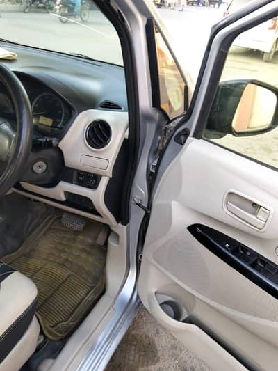 urgent sale Mitsubishi ek Wagon 2015 like Nissan dayz passo vitz mira