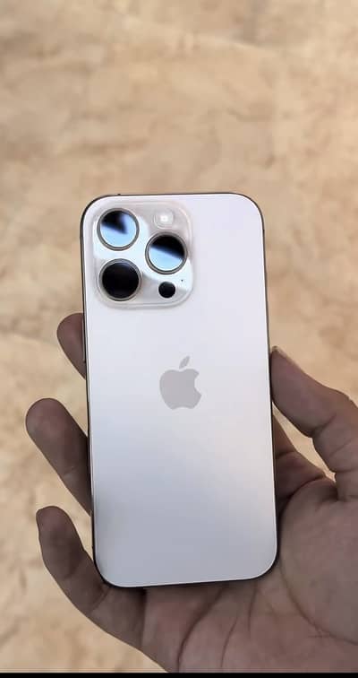 iphone 16 pro waterpack 10/10