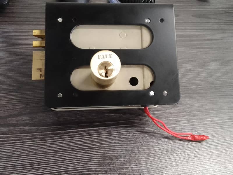 Electronic Door Lock 4