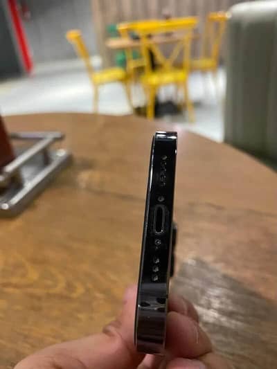 apple I phone 14 pro 256gb 10/10 factory unlock