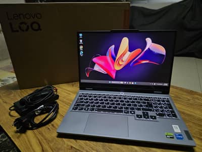Lenovo LOQ 15IAX9 Gaming Laptop