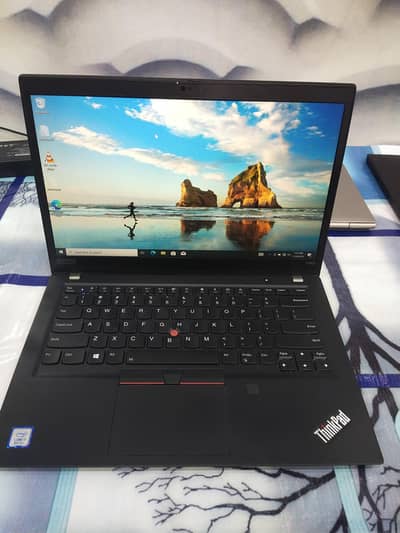 Lenovo Thinkpad T490s