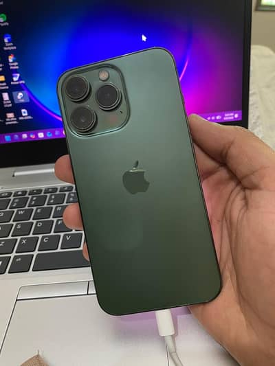 Iphone 13 pro 256gb factory unlock battery 80%