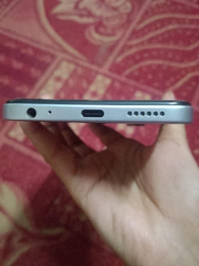 itel p70 for sale. .