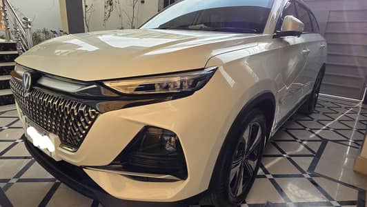 Oshan X7 Futuresense 7 Seater 2025