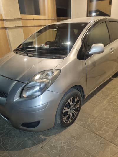 TOYOTA VITZ