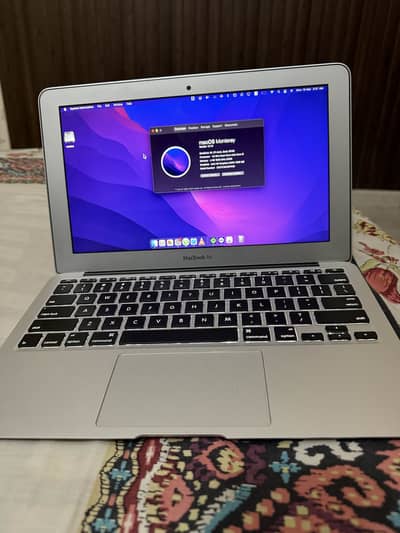 Apple Macbook air 11” early 2015 - 128gb ssd - macos monterey instaled