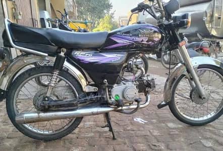 Road prince for Rent only in lahore ok condition indrive yango