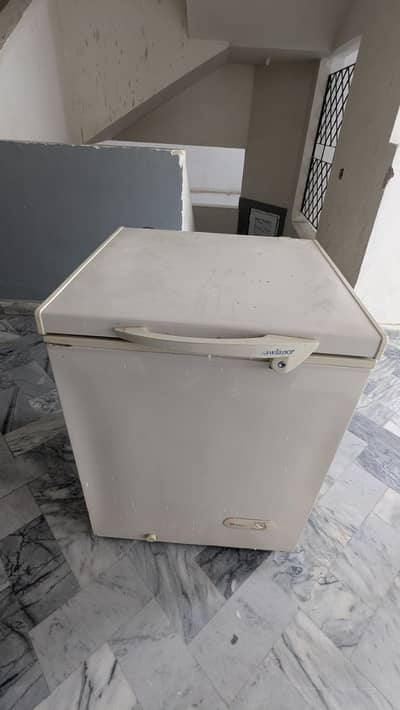 Deep freezer chilled