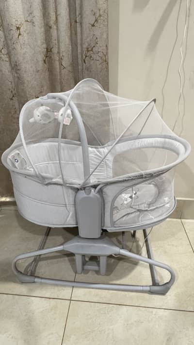 Brand New Baby Cradle / Bassinet for Sale