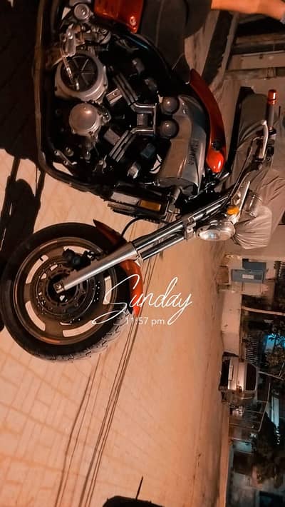 YAMAHA V MAX