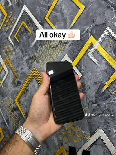 Iphone xs max golden colour