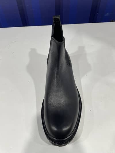 Chelsea boot brand new 10 number