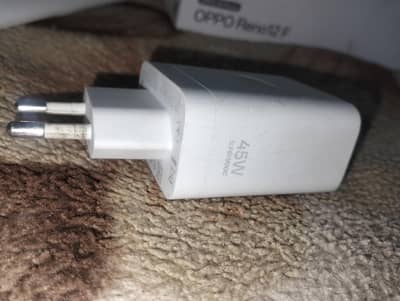 OppO Reno 12F 45W supervooc charger