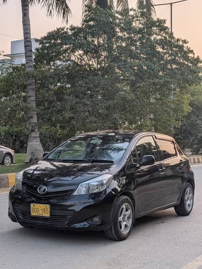 TOYOTA VITZ 12/15 PUSH START