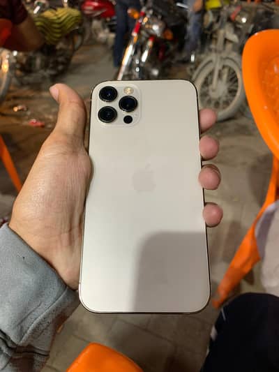 Apple iPhone 12 Pro 128GB (Factory Unlocked) – Gold Color