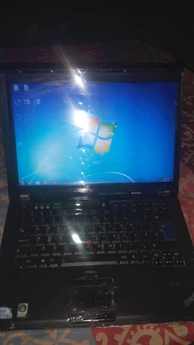 Lenovo t400 Core 2 duo  4GB