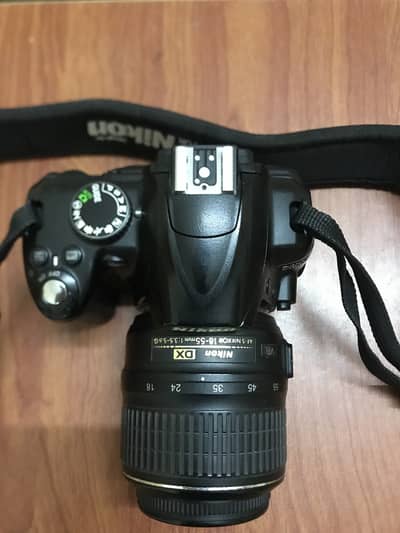 Nikon D3000 Dslr camera