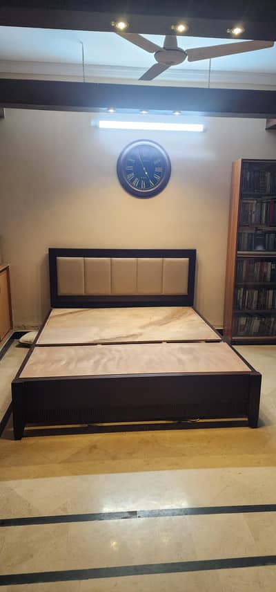 Queen Size Bed  with back Cusions
