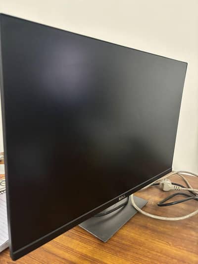 Dell 24 inches led Bessel Les for sale