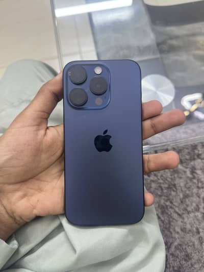 IPhone 15 Pro FACTORY UNLOCKED 256gb