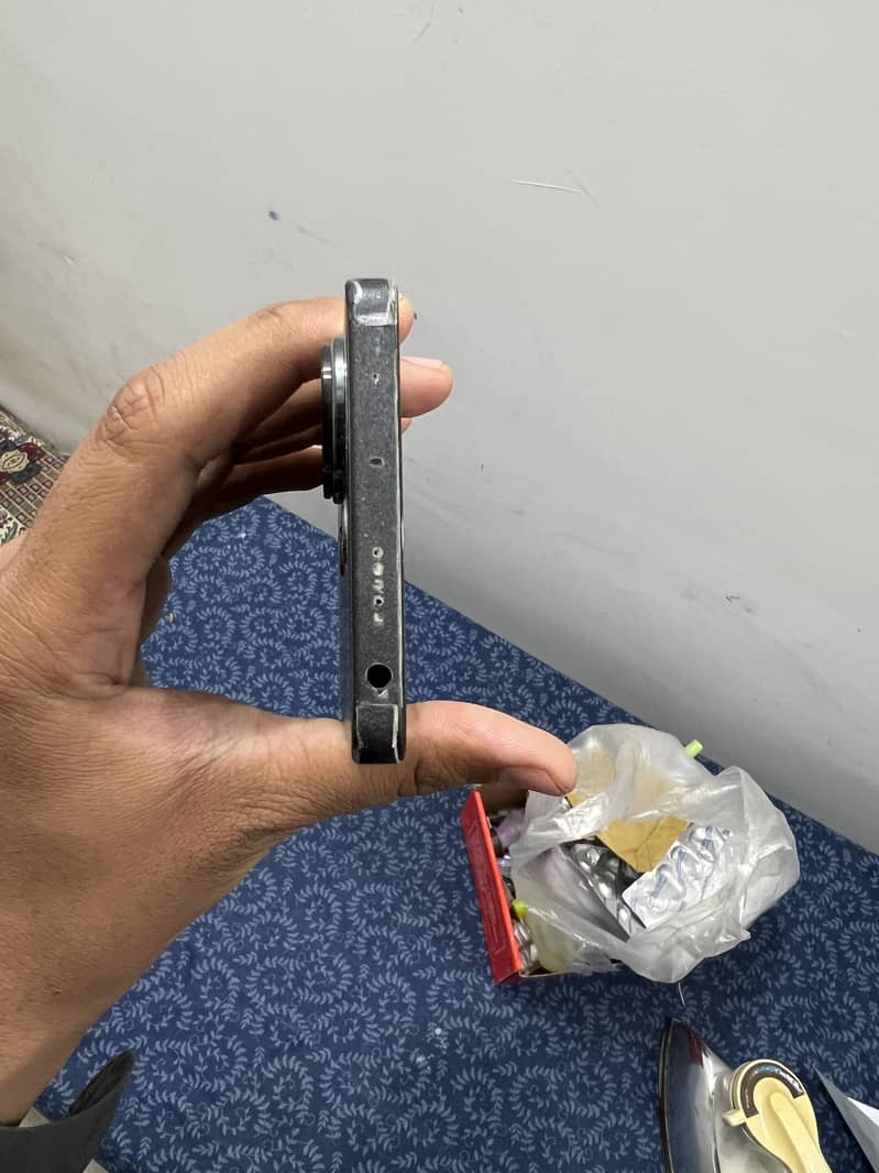 Redmi note 13 pro 4
