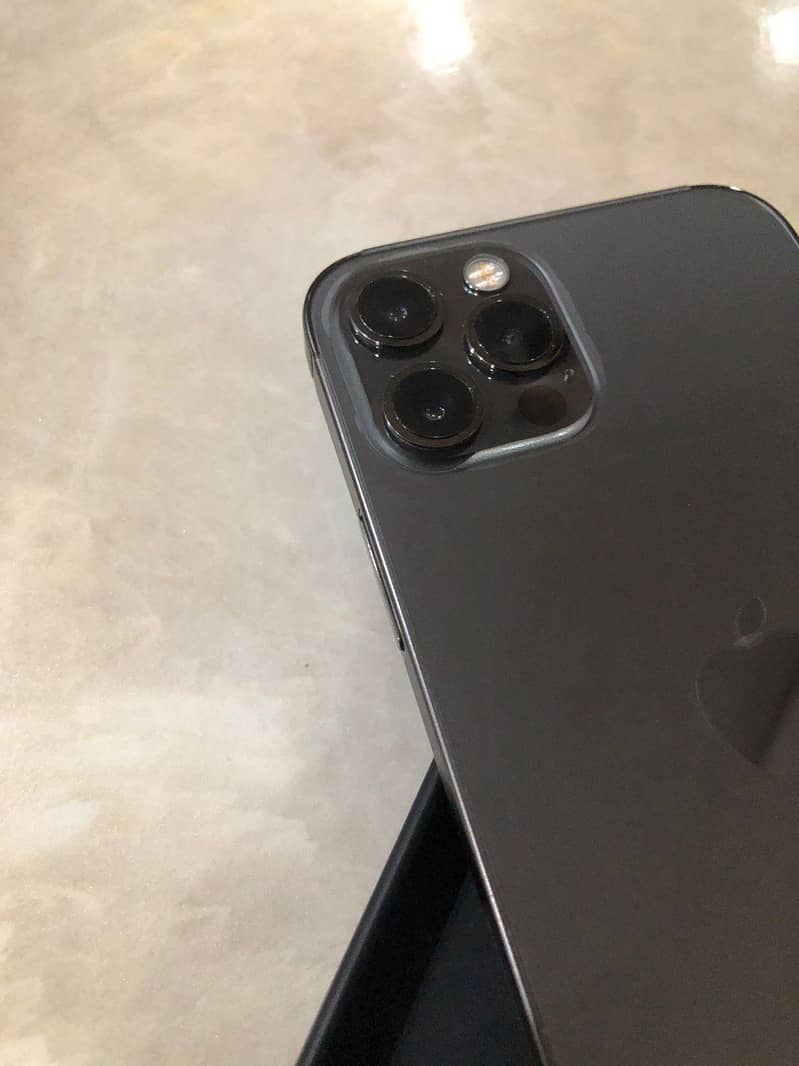 Iphone 12 pro 1