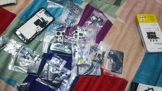 iphone 14 15 and 16 pro max original parts available