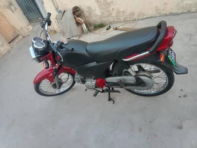 Yamaha junoon 2012 in genion condition for sale