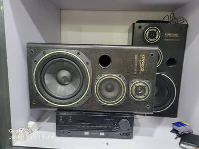 Kenwood Amplifier with 2 speakers