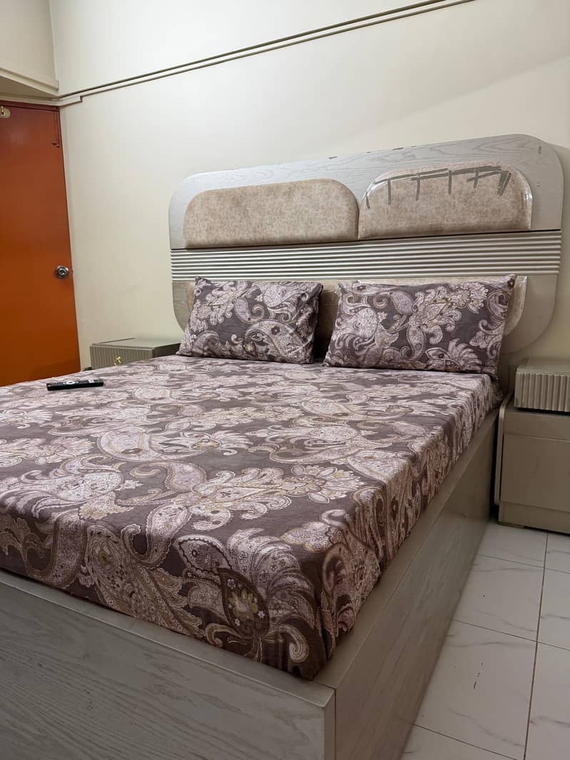 Complete bedroom set 4