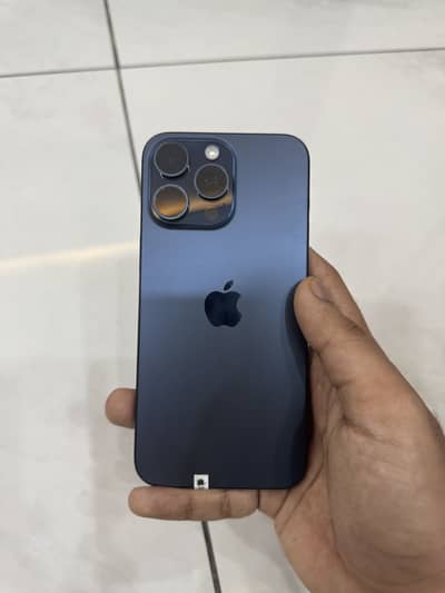 IPHONE 15 PRO MAX PTA IN WARRANTY 256gb