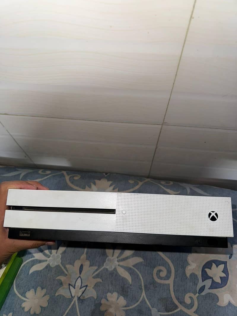 Xbox one s 0