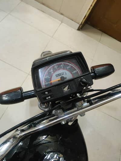 1st hand use CD 70 for sale