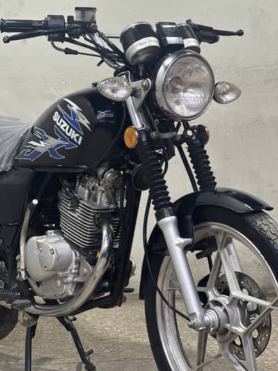 Suzuki gs150cc 2022 model ( special edition)