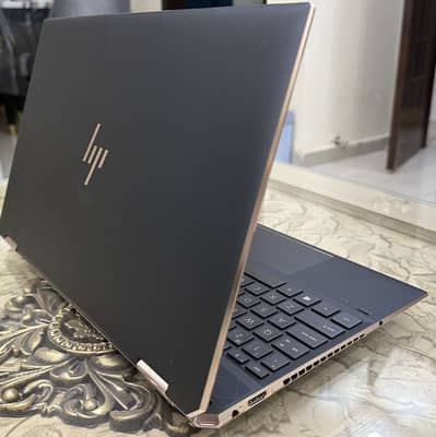 Hp spectre 15 x360, gtx 1650ti, 4k UHD16gb ram, NVMessd