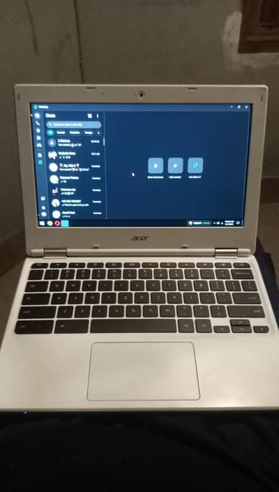 I need money I'm selling loptop urgent