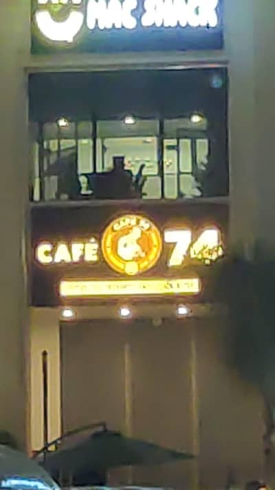 Fast food chef and Barista