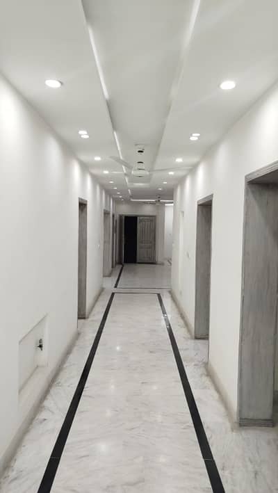 1 Kanal Ground Portion