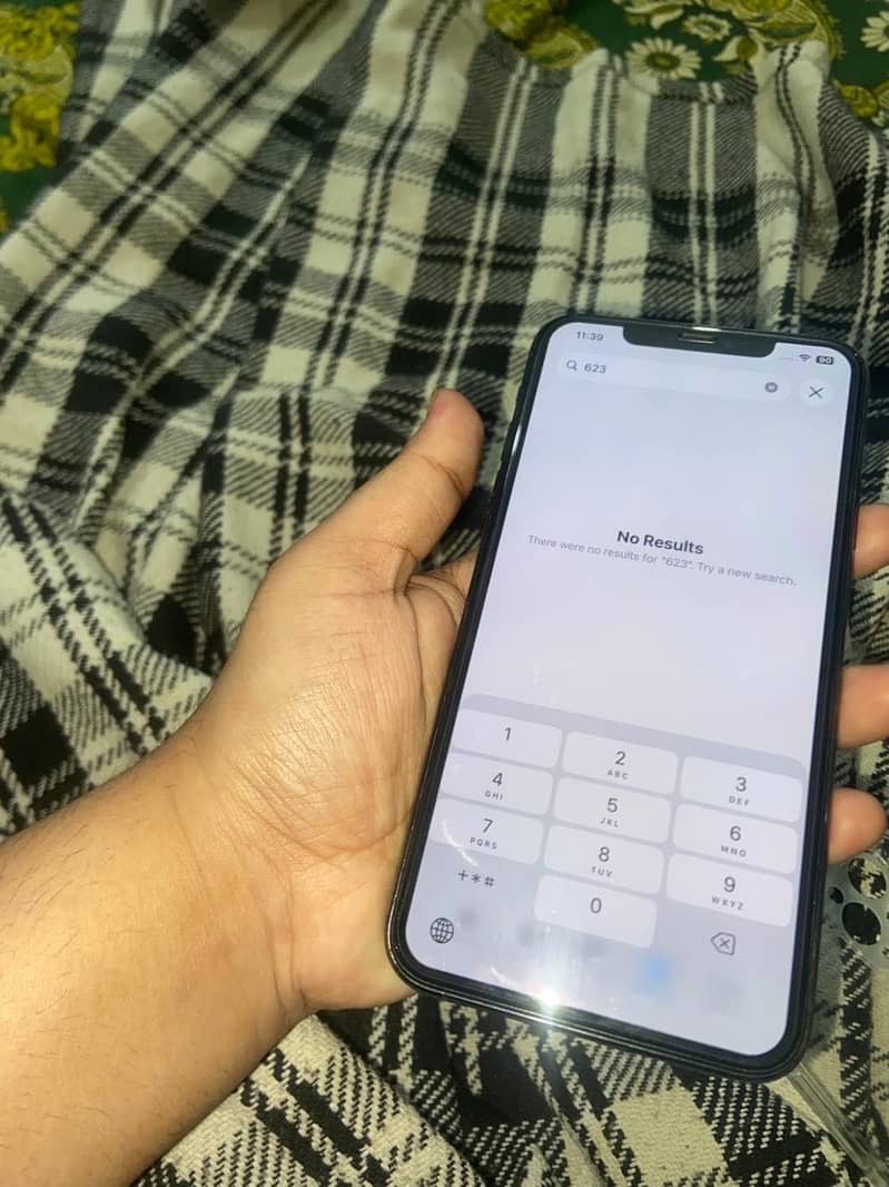 iPhone 11pro max 4