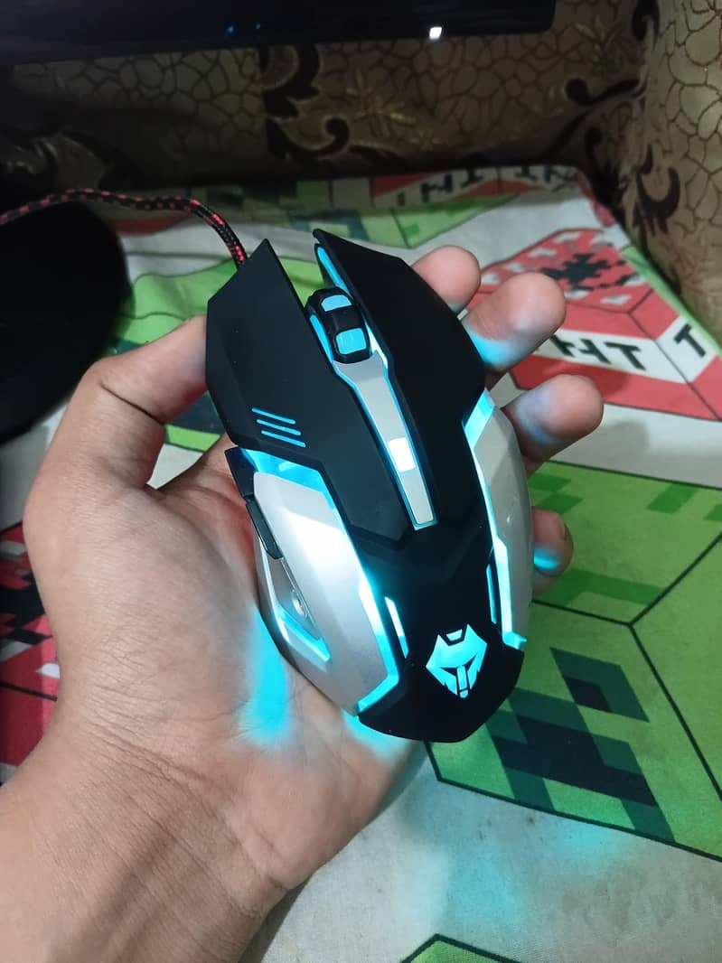 Gaming mouse 1